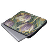 Staubig-lila Tulpen-Traum - Botanisches Monogramm Laptopschutzhülle (Vorne Knopf)