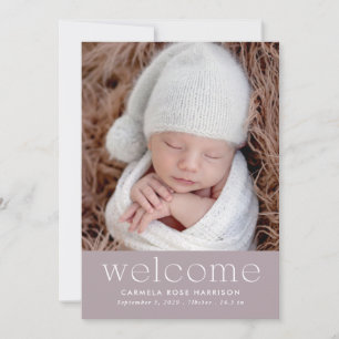 Staubig violette Willkommens-Baby-Foto-Geburtsanze Ankündigung