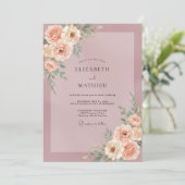 Staubige Mauve-Pfirsich-Blüten-Hochzeit Einladung (Stehend Vorderseite)