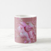 Staubige Rosenblüten-Tasse - Monogramm Kaffeetasse (Mittel)