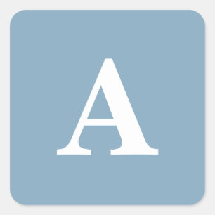 Staubiges Blau-Weiß-Monogramme Einfache Brautparty Quadratischer Aufkleber