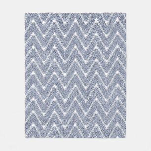 Staubiges Denim Blau Chevron Muster Fleecedecke