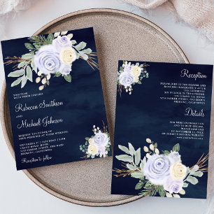 Staubiges Pastell-Lila-Blumen- Einteiler in Navy f Einladung