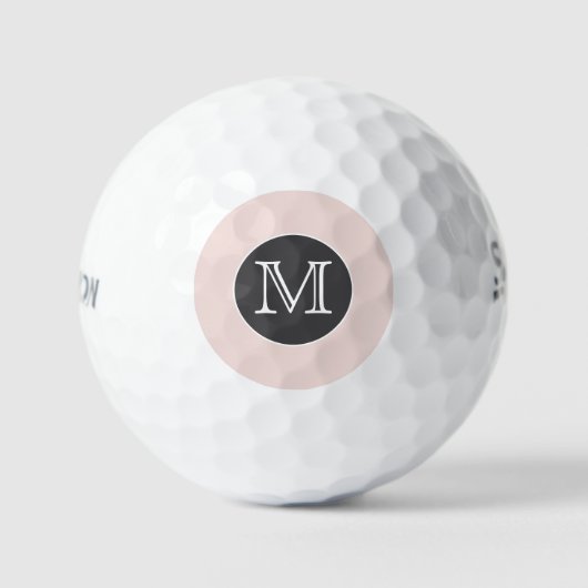 Staubiges Rosa Golfball (Vorderseite)