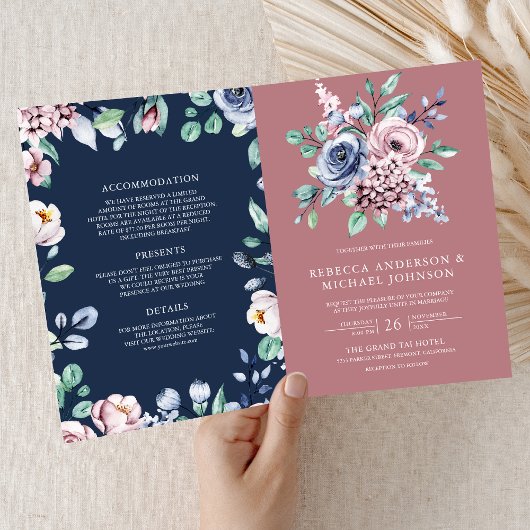 Staubrosa Floral Navyblau QR-Code Hochzeit Einladung