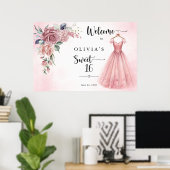 Staubrosa süße 16 Blumenkleid Willkommen Poster (Heimbüro)