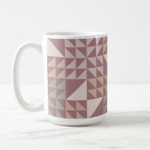 Staubrosafarbenes geometrisches Quiltmuster Kaffee
