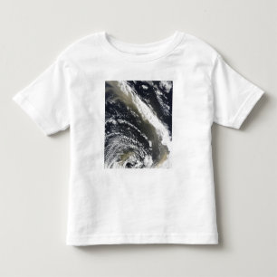 Staubsturm, der über dem Tasman Meer durchbrennt Kleinkind T-shirt