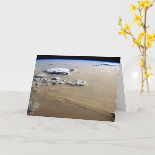 Staubsturm über die Sandmeere der Wüste Sahara. Karte (Gelbe Blume)