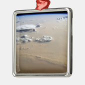 Staubsturm über die Sandmeere der Wüste Sahara. Ornament Aus Metall (Links)