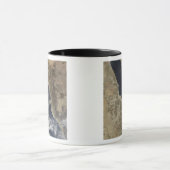 Staubwolken blasen vor der Küste Saudi-Arabiens Tasse (Zentrum)