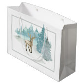 Staunen in einem Winterwald Personalisiert Große Geschenktüte (Rückseite Schrägansicht)