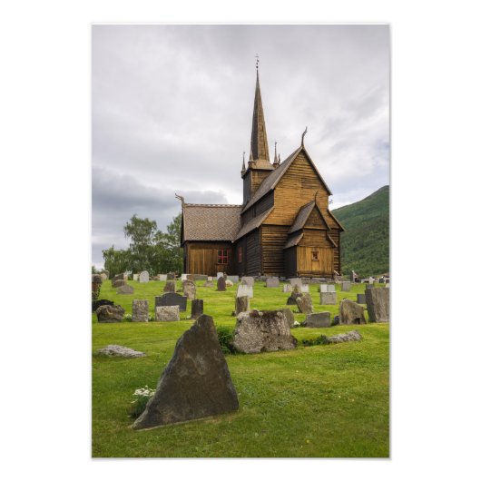 Stave Kirche mit Friedhof in Norwegen Fotodruck (Vorne)