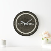 Stay Focused Motivational Wall Clock – Inspiration Große Wanduhr (Zuhause)