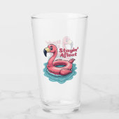 Stayin’ Afloat Funny Flamingo Pool Float Retro Glas (Rückseite)