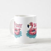 Stayin’ Afloat Funny Flamingo Pool Float Retro Kaffeetasse (Vorderseite Links)