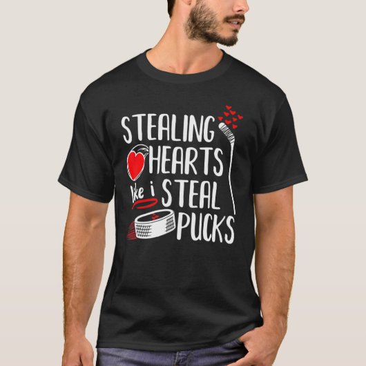Stealing Hearts Pucks Valentine's Day Hockey T-Shirt (Vorderseite)