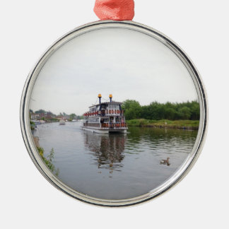 Steamer Süd-Komfort Silbernes Ornament