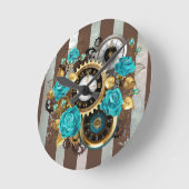 Steampunk Clock and Turquoise Roses on Striped Runde Wanduhr (Winkel)