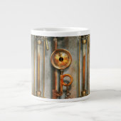 Steampunk - Das Schmierkrümmer Jumbo-Tasse (Vorderseite)
