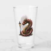 Steampunk Dragon neben einer Vintagen Straßenlater Glas (Rückseite)