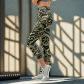 Steampunk Gewerke für grüne Mechanik Capri Leggings
