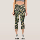 Steampunk Gewerke für grüne Mechanik Capri Leggings (Vorderseite)