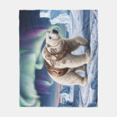 Steampunk Polar Bear und Aurora Art Fleecedecke (Vorderseite)