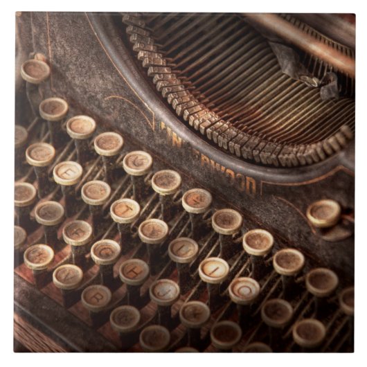 Steampunk - Schreibmaschine - auch tuckered zur Fliese (Vorderseite)