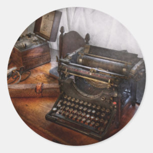 Steampunk - Schreibmaschine - der geheime Bote Runder Aufkleber