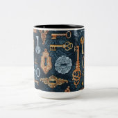 Steampunk-Tasten und Tastenhalter-Muster-Tasse Zweifarbige Tasse (Mittel)