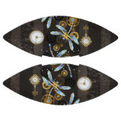 Steampunkdrachenfliegen auf braunem, gestreiften H Football (Paneele)