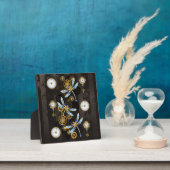 Steampunkdrachenfliegen auf braunem, gestreiften H Fotoplatte (InSitu)