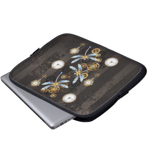 Steampunkdrachenfliegen auf braunem, gestreiften H Laptopschutzhülle (Vorne Knopf)