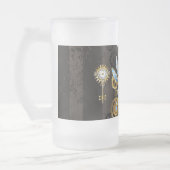 Steampunkdrachenfliegen auf braunem, gestreiften H Mattglas Bierglas (Links)