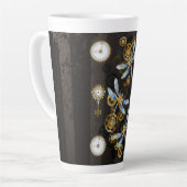 Steampunkdrachenfliegen auf braunem, gestreiften H Milchtasse (Linke Ecke)