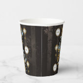 Steampunkdrachenfliegen auf braunem, gestreiften H Pappbecher (Rechts)