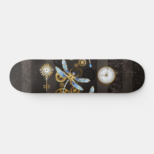 Steampunkdrachenfliegen auf braunem, gestreiften H Skateboard (Horizontal)