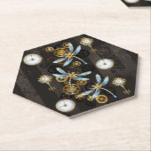 Steampunkdrachenfliegen auf braunem, gestreiften H Untersetzer (angewinkelt)