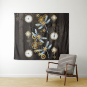 Steampunkdrachenfliegen auf braunem, gestreiften H Wandteppich (Beispiel (Horizontal))