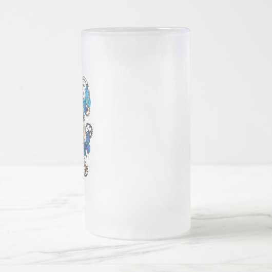 Steampunkgeere und blaue Schmetterlinge Mattglas Bierglas (Mittel)
