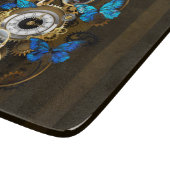 Steampunkgeere und blaue Schmetterlinge Schneidebrett (Ecke)