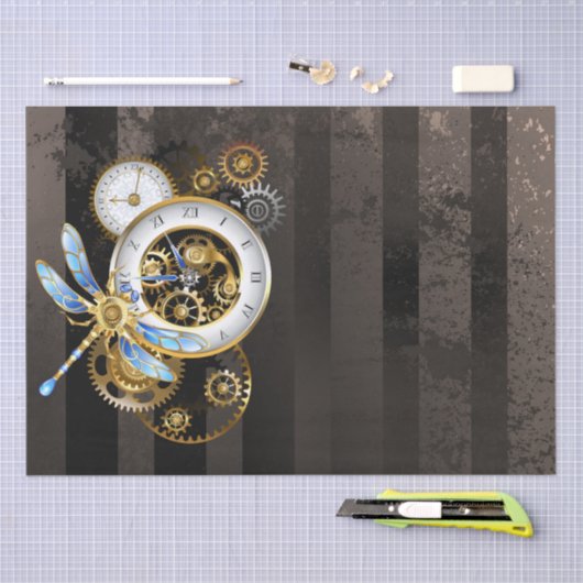 Steampunkuhr mit mechanischem Drachenfliegen Seidenpapier (Handwerk)