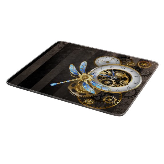 Steampunkuhr mit mechanischer Libelle Schneidebrett (Ecke)