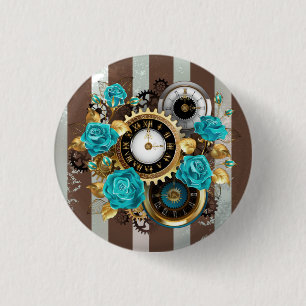 Steampunkuhr und türkisfarbene Rose auf Streifen Button