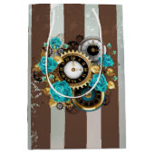 Steampunkuhr und türkisfarbene Rose auf Streifen Mittlere Geschenktüte (Vorderseite)