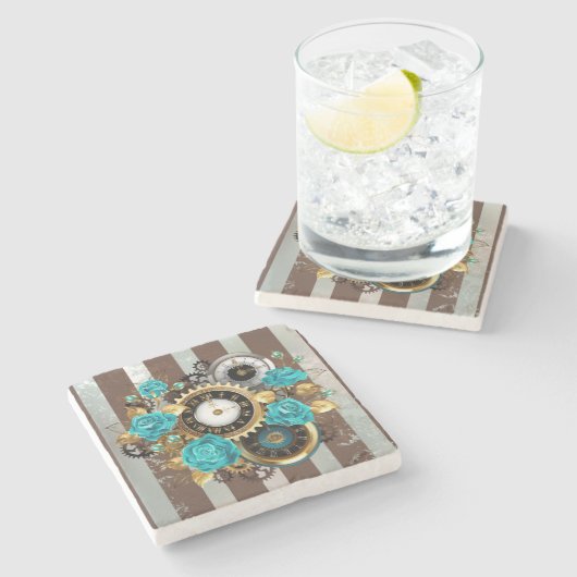 Steampunkuhr und türkisfarbene Rose auf Streifen Steinuntersetzer (Seitenansicht)