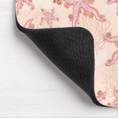 Stechfisch- und Korallenrosa-Muster Mousepad (Ecke)