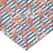 Stechfisch- und Streifenmuster Tischdecke (Schrägansicht)