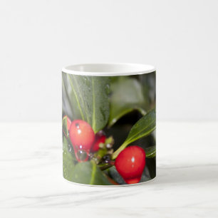 Stechpalmenblätter und rote Beeren, Weihnachten Kaffeetasse